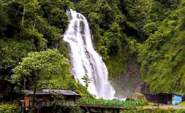 Kanchenjunga Falls, West Sikkim