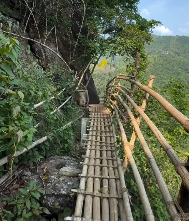 Mawryngkhang Trek