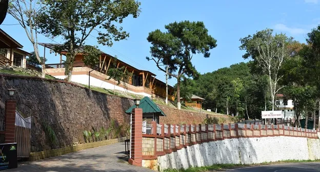 Rishat Sngi Orchid Resort, Shillong
