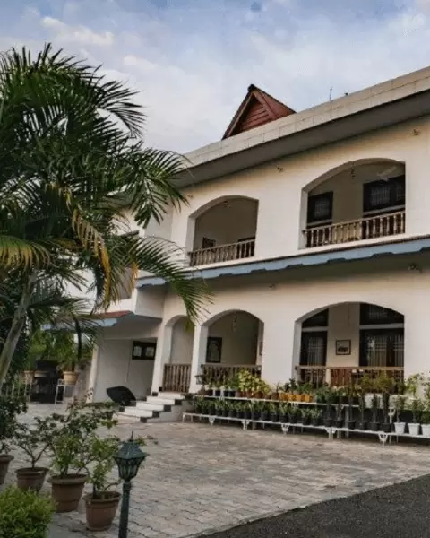 Chet Residency, Namsai