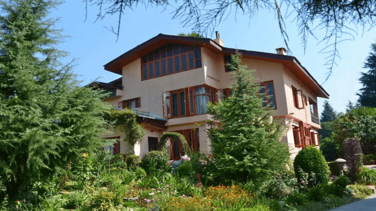Mountview Villa, Srinagar, Jammu and Kashmir, India