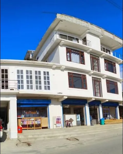HOTEL NIZALI, Anini