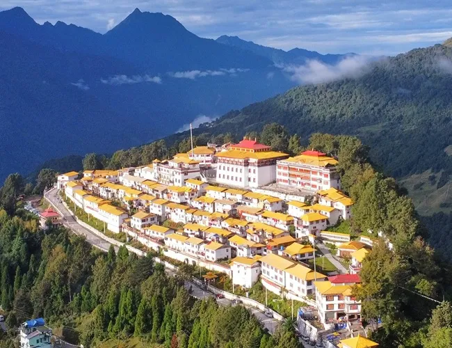 Homestays and Hotels near Tawang Monastery