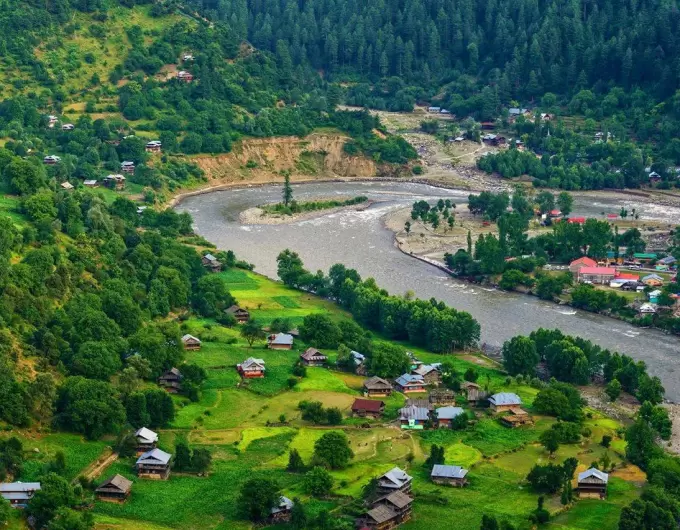 Drive to Keran Valley