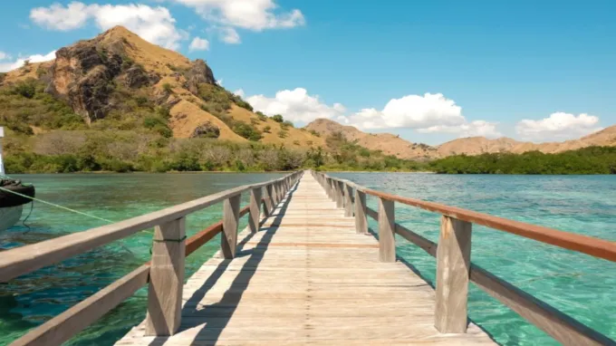 Snorkeling & Farewell Sail  Kelor Island, Manjarite